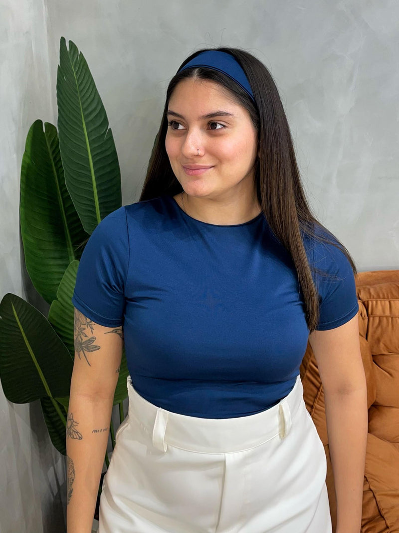 Cropped em Suplex Manga Curta e Gola Canoa com Faixa